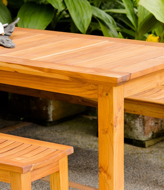 Mesa Alicante con Bancas Mallorca y sillas Alejandria